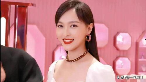 娱乐圈吃瓜的小姐姐是谁,揭秘娱乐圈幕后故事的女侠