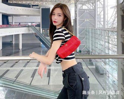 娱乐吃瓜酱衣服1度,揭秘明星衣橱，一窥时尚潮流1度魅力