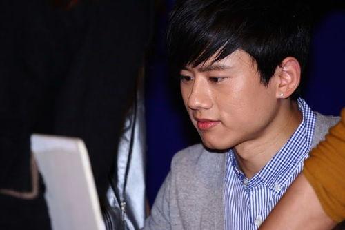 娱乐圈吃瓜的两人,娱乐圈两大瓜王联手揭秘幕后真相